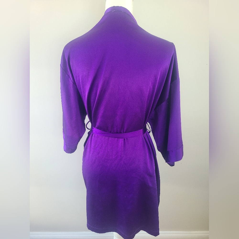Elegant Purple Lace Trim Nightgown With Coverup - Picture 4 of 7